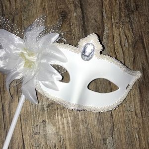 Masquerade mask